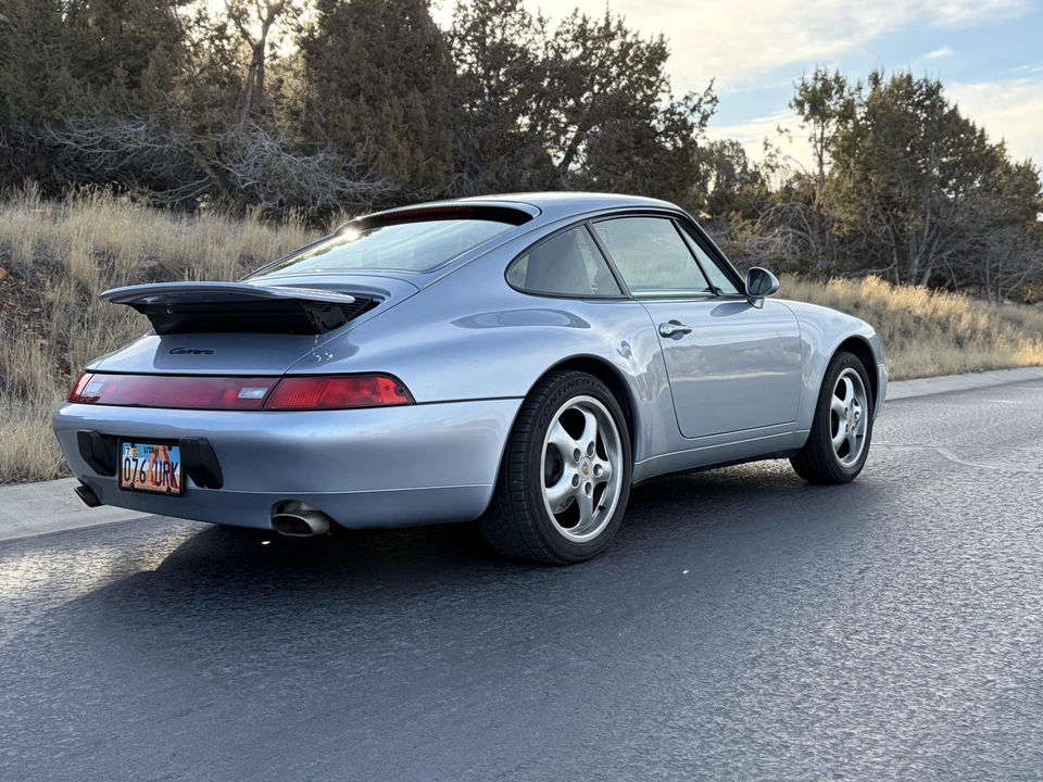 1996 Porsche 993 Carrera - Image 11 of 31