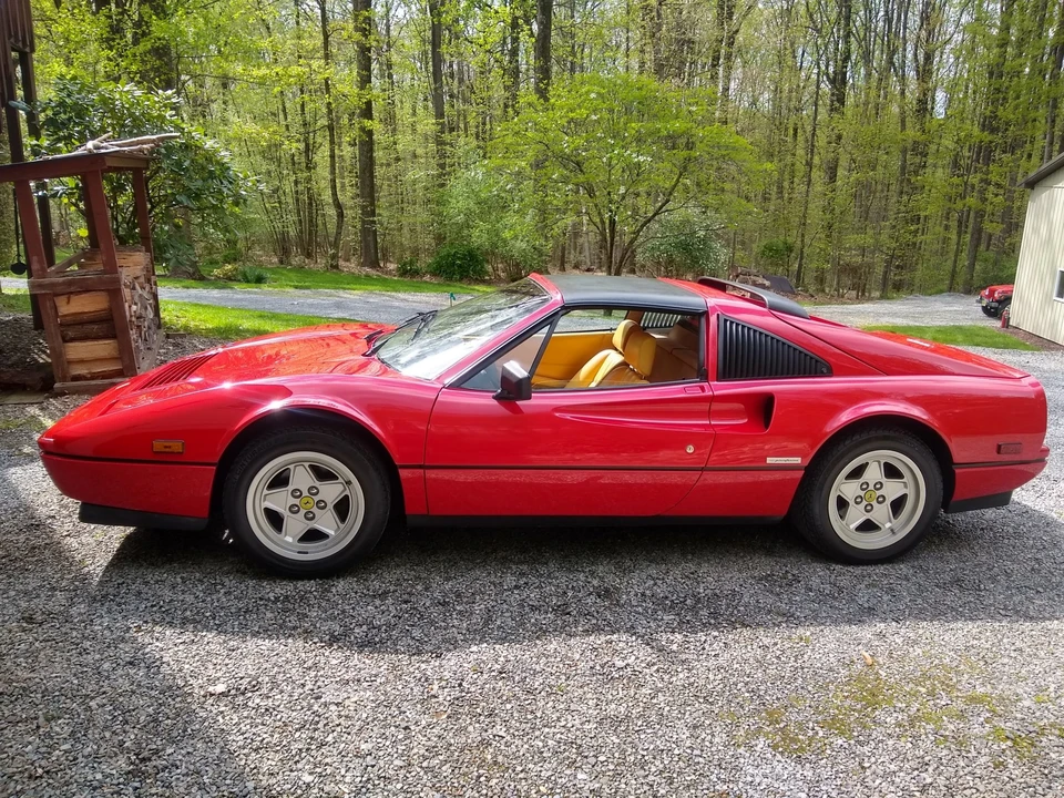 1986 Ferrari 328 GTS - Image 25 of 31