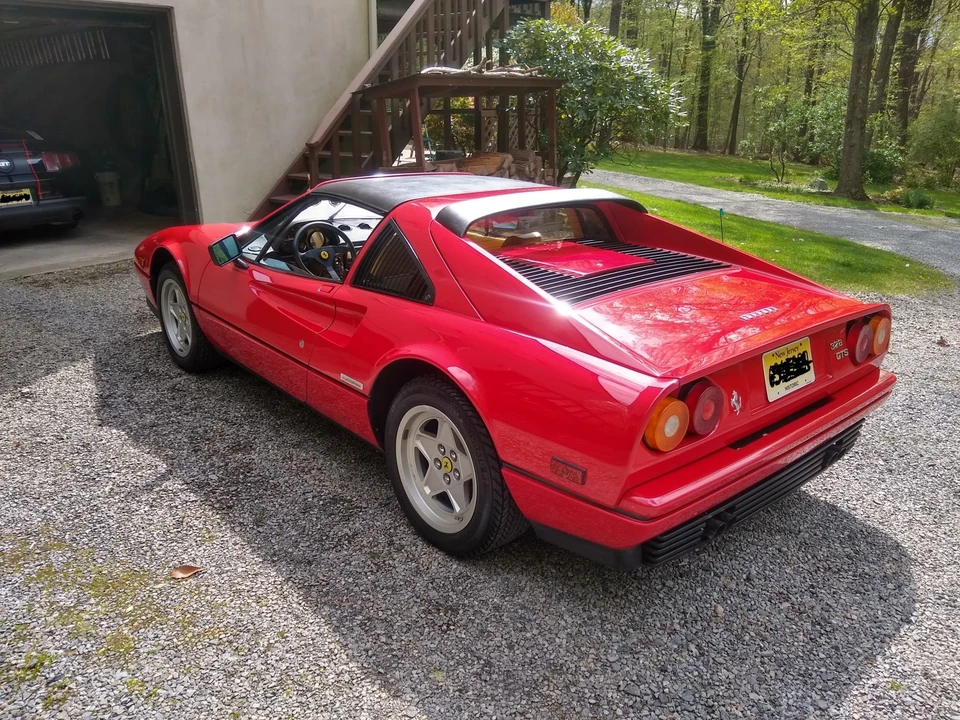 1986 Ferrari 328 GTS - Image 23 of 31