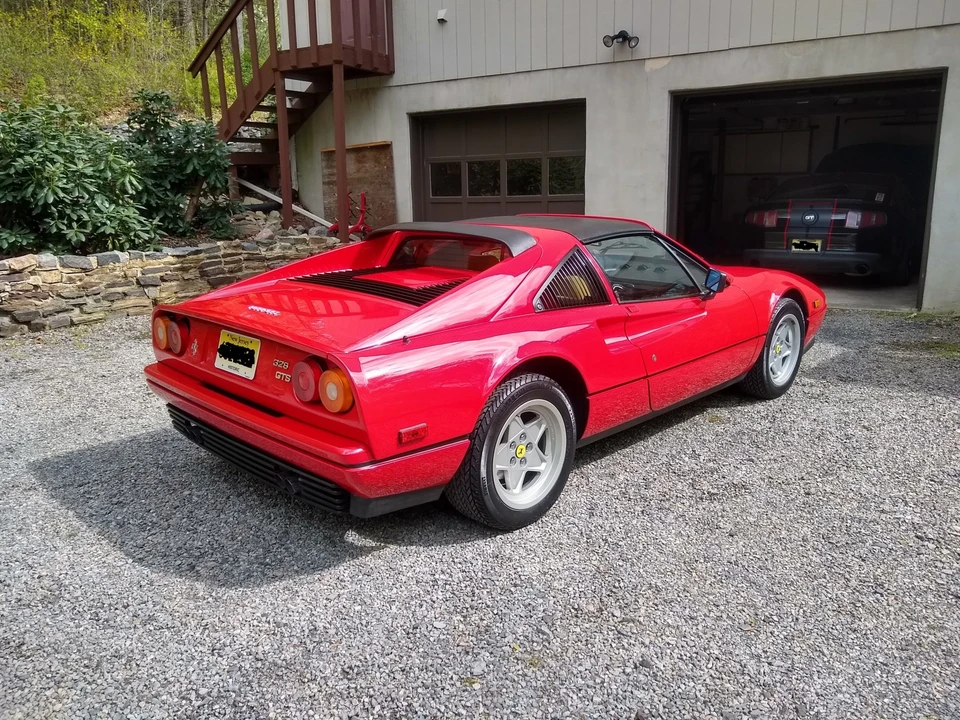 1986 Ferrari 328 GTS - Image 21 of 31