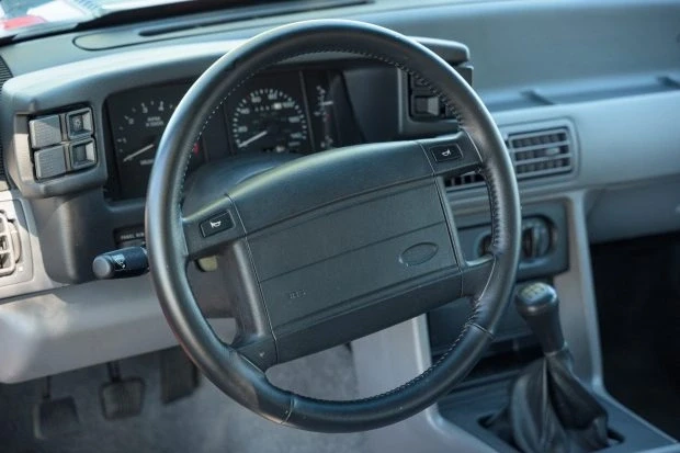 1993 Ford Mustang Cobra R 3rd Gen - Image 5 of 9