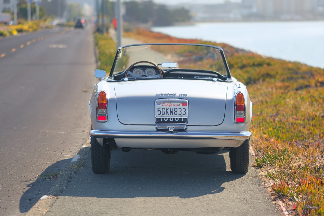 1964 Alfa Romeo 2600 - Image 9 of 31