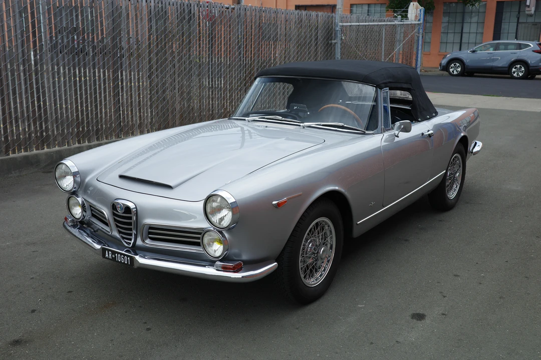 1964 Alfa Romeo 2600 - Image 13 of 31