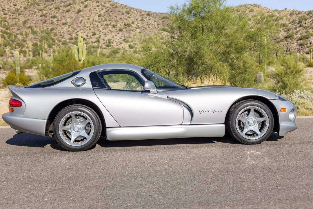 1998 Dodge Viper GTS 2nd Gen - Image 5 of 31