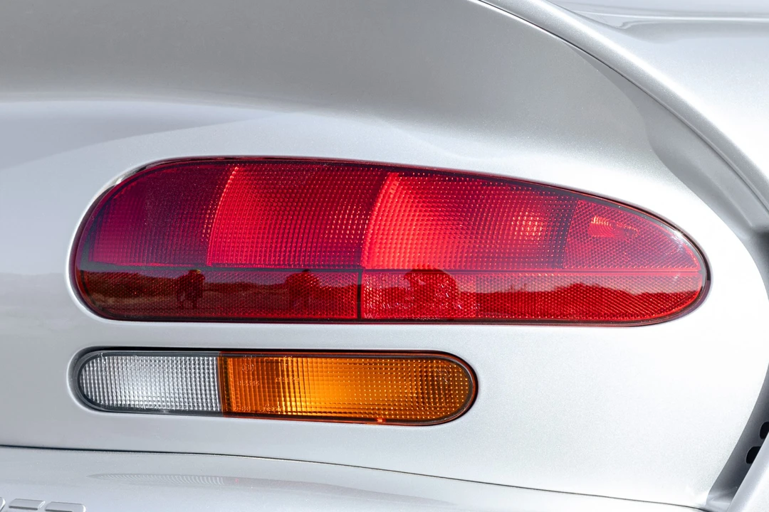 1998 Dodge Viper GTS 2nd Gen - Image 19 of 31