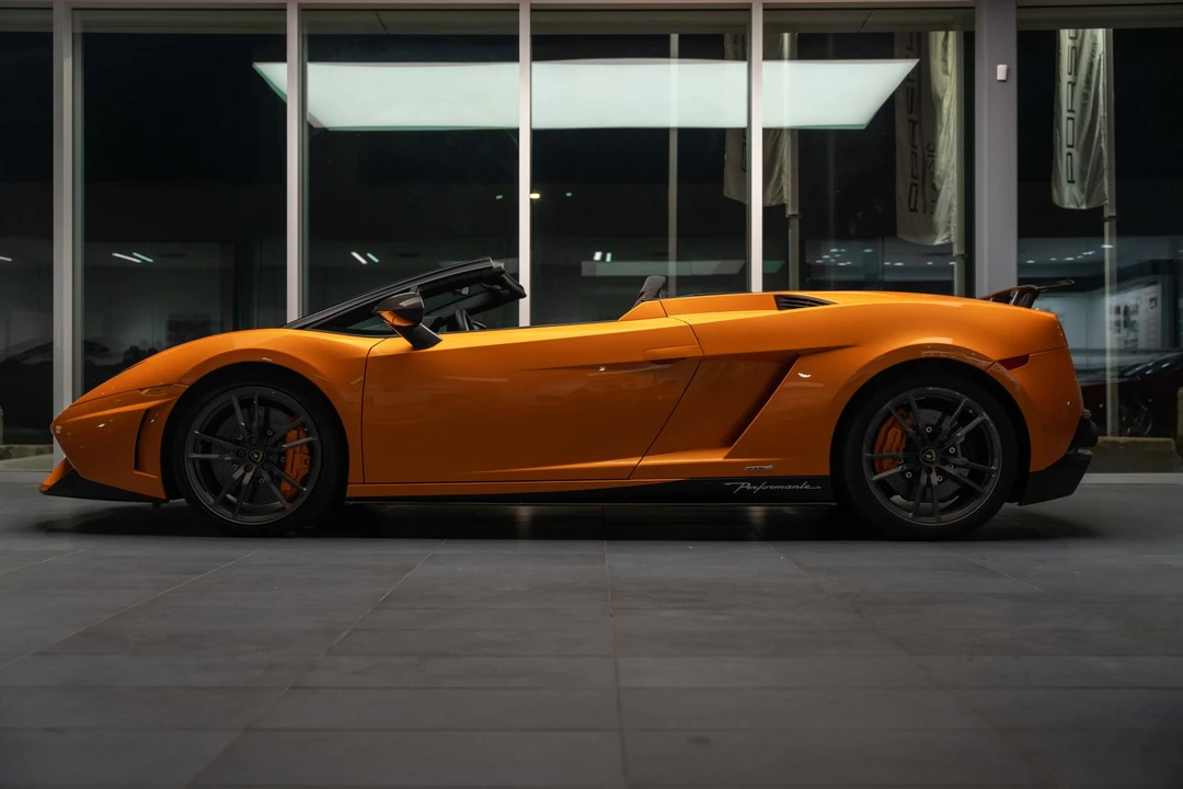 2013 Lamborghini Gallardo LP570-4 Spyder Performante - Image 28 of 31