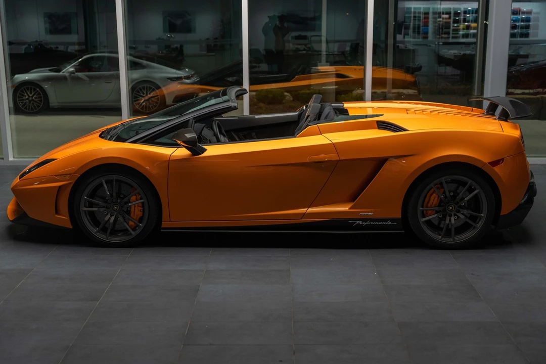2013 Lamborghini Gallardo LP570-4 Spyder Performante - Image 29 of 31