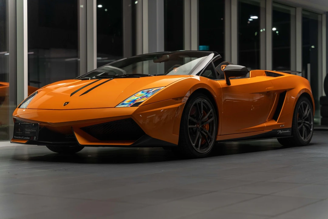 2013 Lamborghini Gallardo LP570-4 Spyder Performante - Image 30 of 31