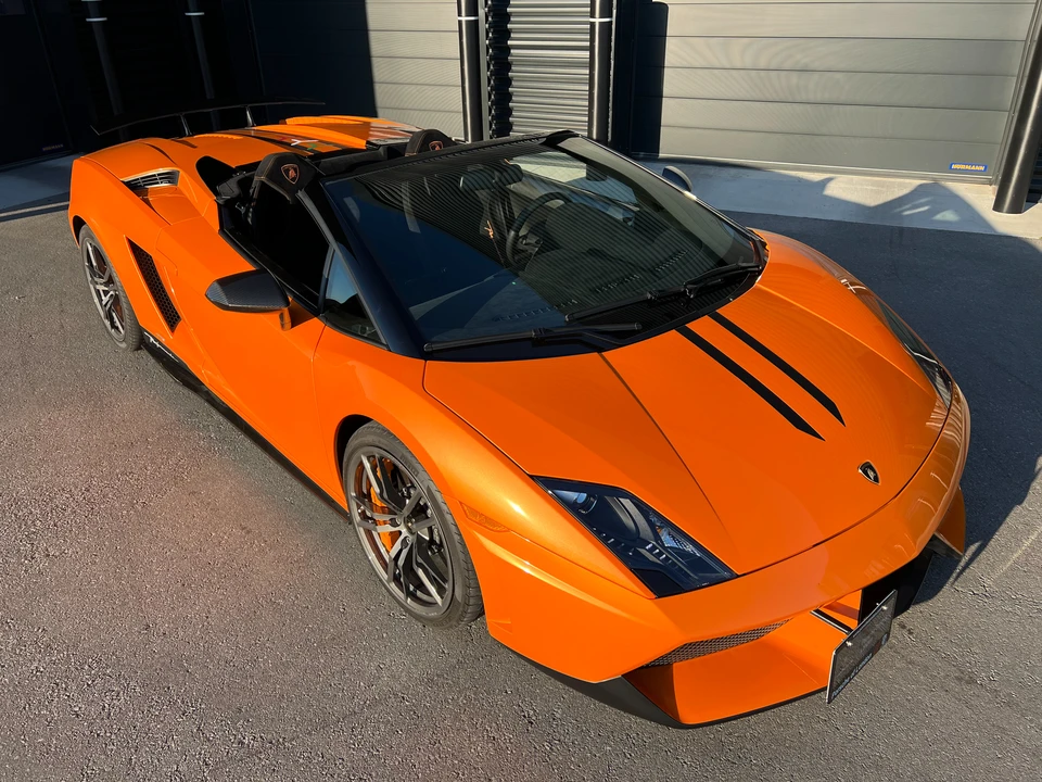 2013 Lamborghini Gallardo LP570-4 Spyder Performante - Image 10 of 31