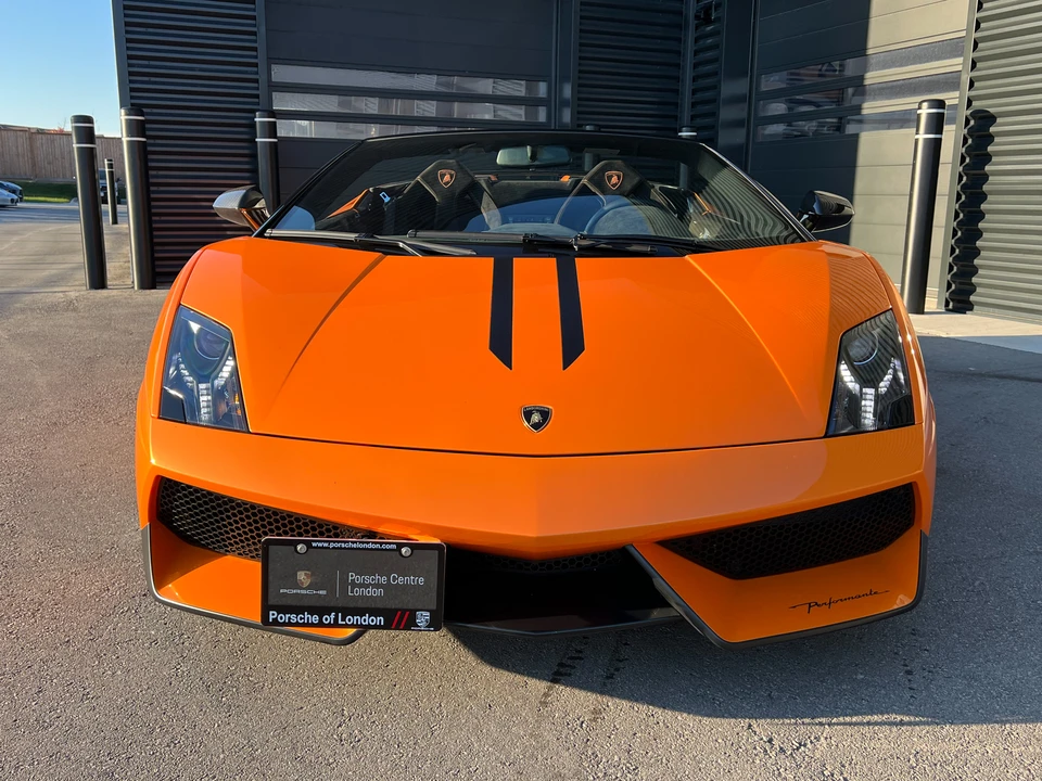 2013 Lamborghini Gallardo LP570-4 Spyder Performante - Image 7 of 31