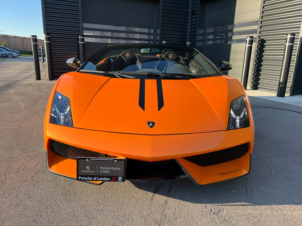 2013 Lamborghini Gallardo LP570-4 Spyder Performante - Image 8 of 31
