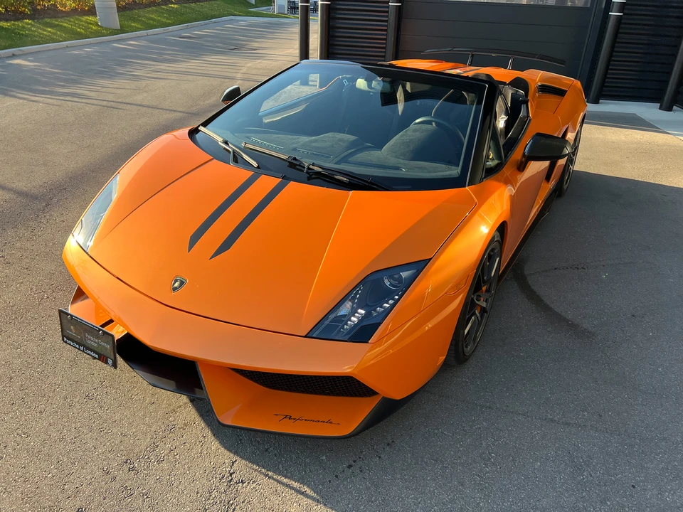 2013 Lamborghini Gallardo LP570-4 Spyder Performante - Image 6 of 31