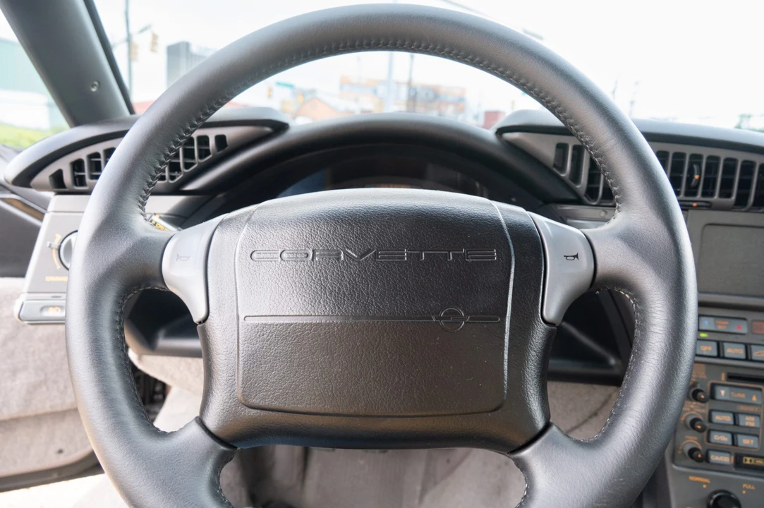 1990 Chevrolet Corvette C4 ZR1 - Image 5 of 7