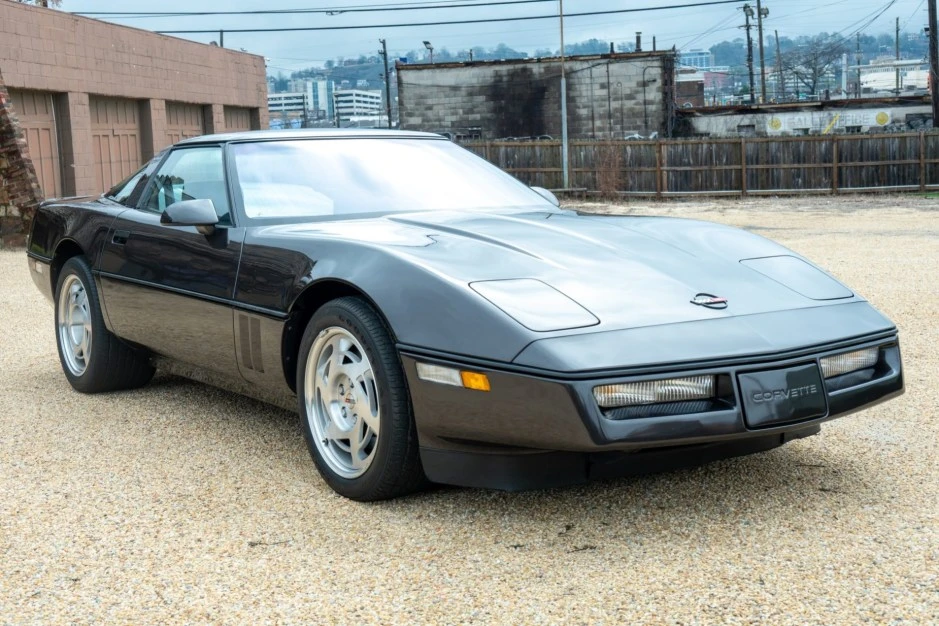 1990 Chevrolet Corvette C4 ZR1 - Image 1 of 7