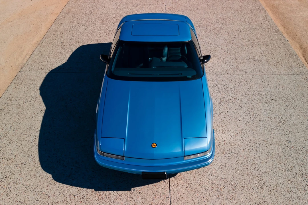 1991 Buick Reatta - Image 27 of 31
