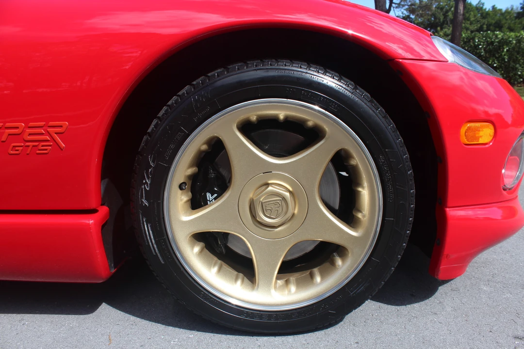 1997 Dodge Viper GTS 2nd Gen - Image 28 of 31