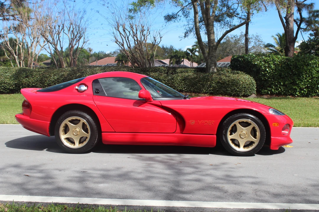 1997 Dodge Viper GTS 2nd Gen - Image 13 of 31