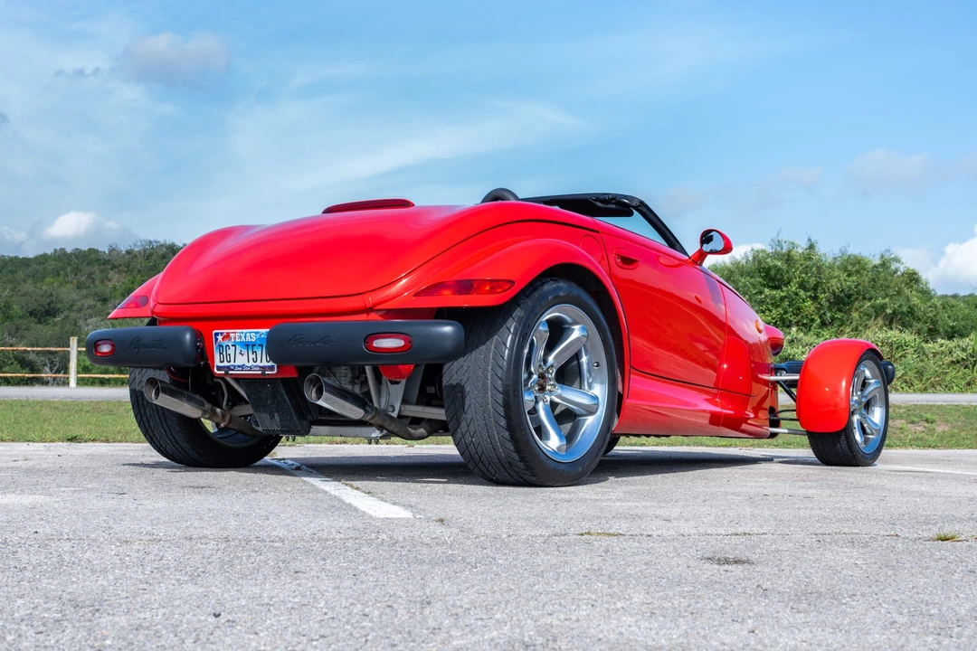 2000 Plymouth Prowler - Image 9 of 31