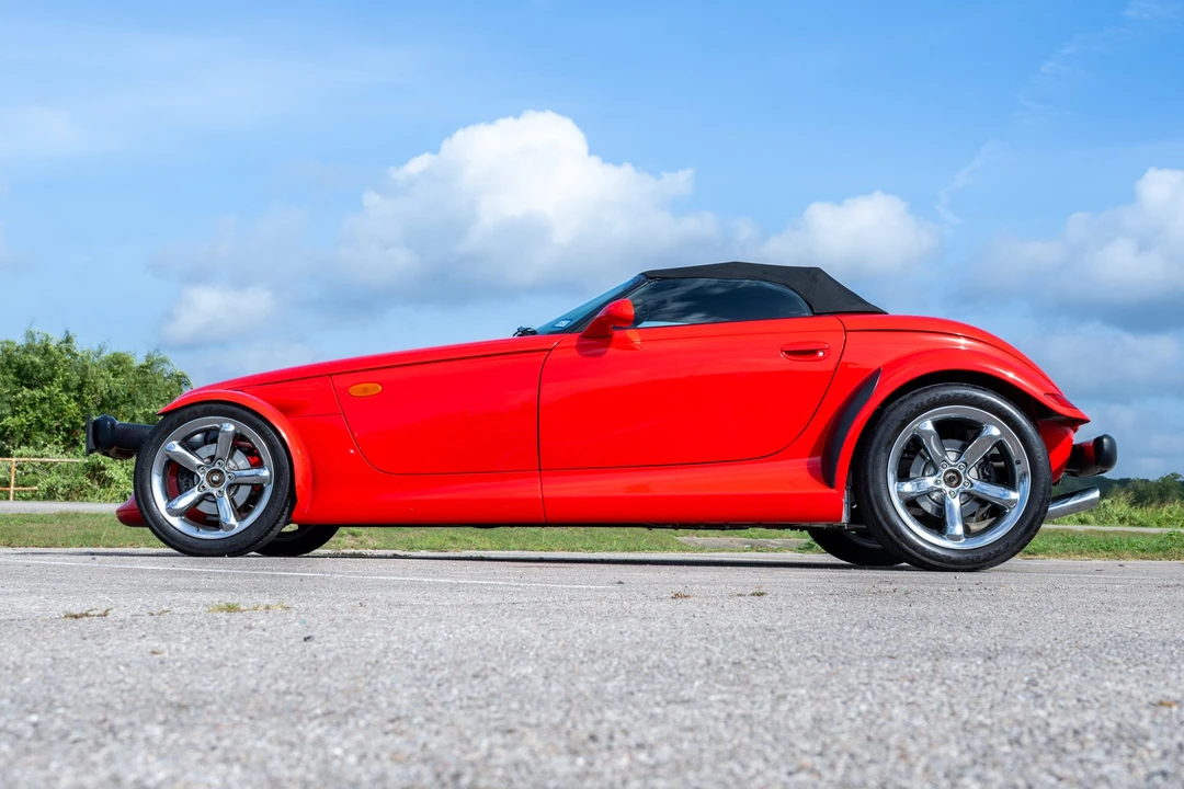 2000 Plymouth Prowler - Image 3 of 31