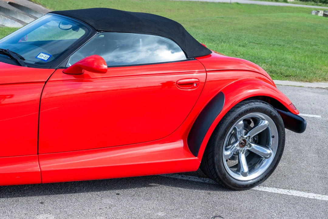 2000 Plymouth Prowler - Image 19 of 31