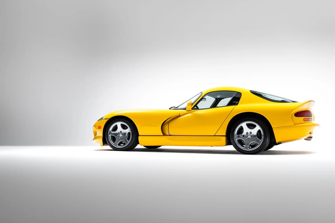 2001 Dodge Viper GTS 2nd Gen - Image 26 of 31