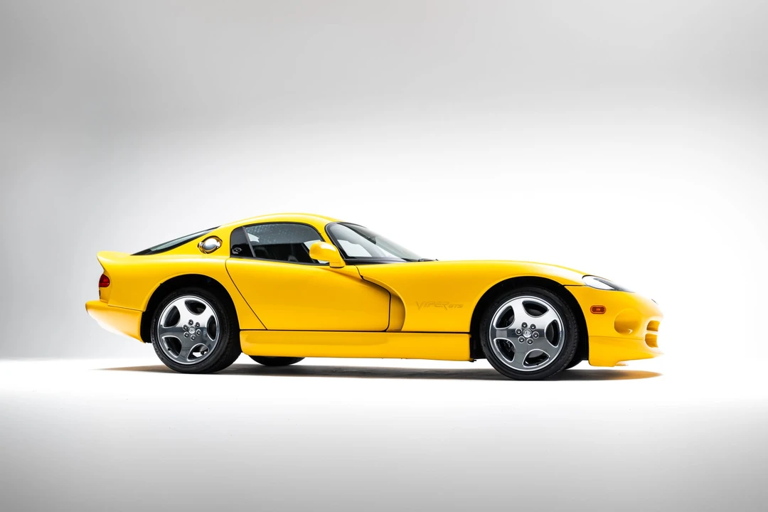 2001 Dodge Viper GTS 2nd Gen - Image 11 of 31