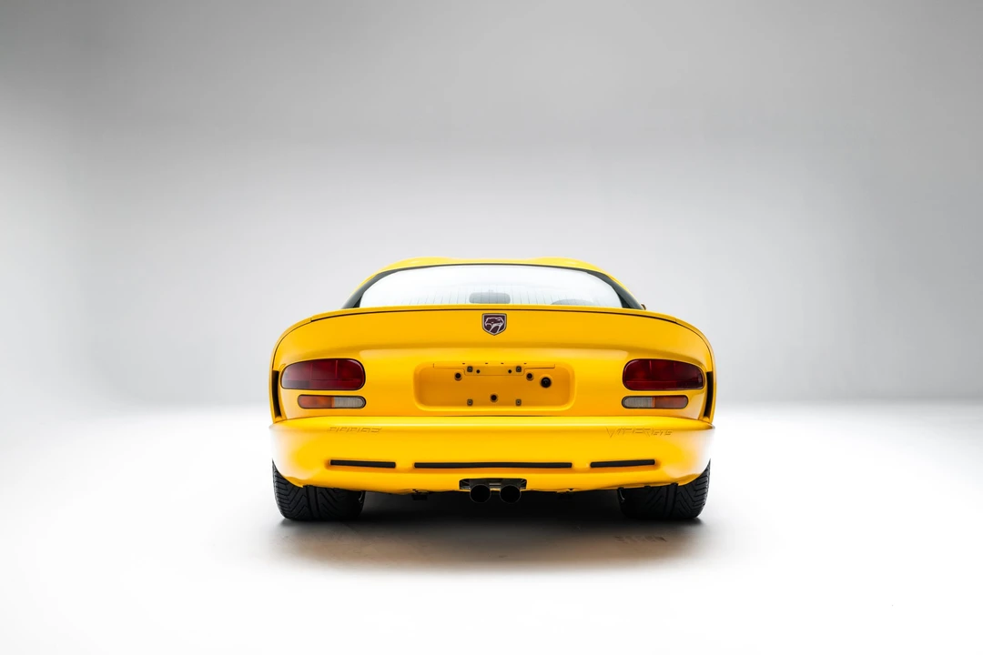 2001 Dodge Viper GTS 2nd Gen - Image 22 of 31
