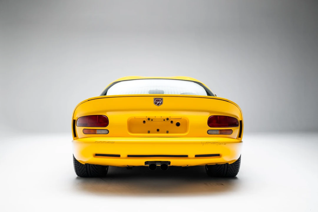 2001 Dodge Viper GTS 2nd Gen - Image 23 of 31