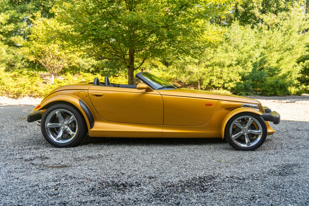 2002 Plymouth Prowler - Image 8 of 31