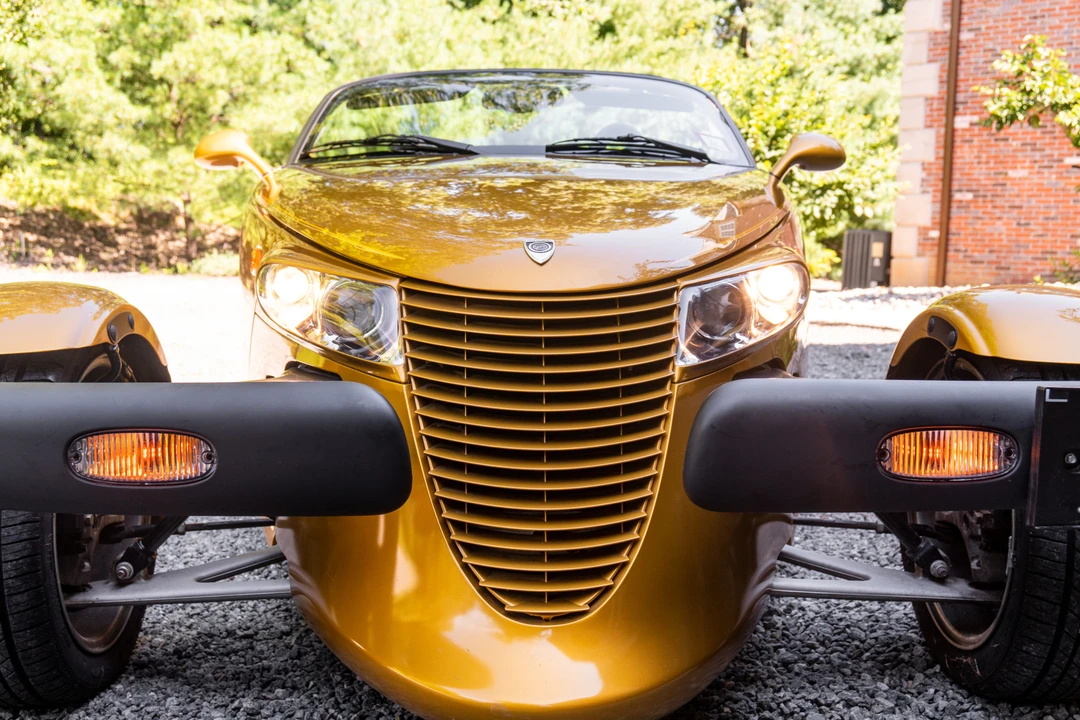 2002 Plymouth Prowler - Image 15 of 31