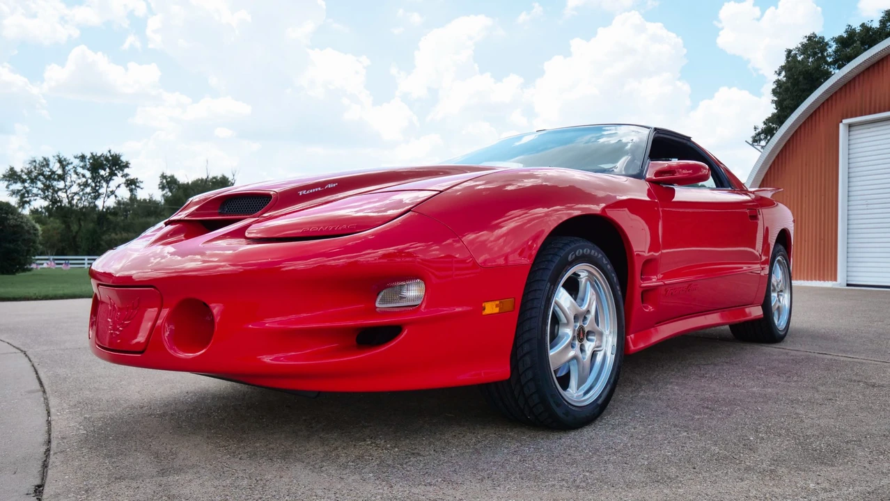 2002 Pontiac Firebird Trans Am 4th Gen - Image 5 of 31