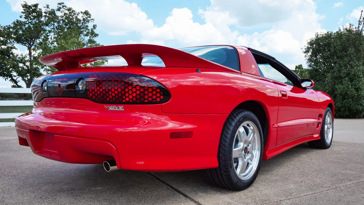 2002 Pontiac Firebird Trans Am 4th Gen - Image 14 of 31