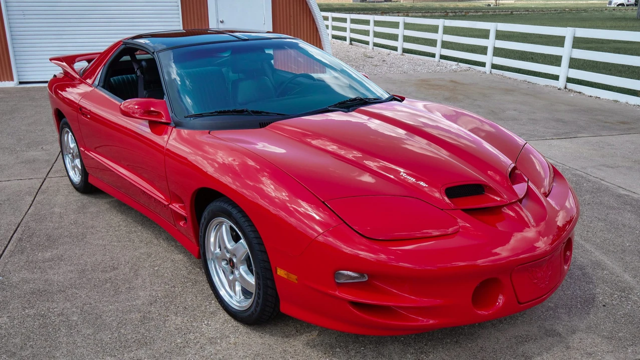 2002 Pontiac Firebird Trans Am 4th Gen - Image 18 of 31