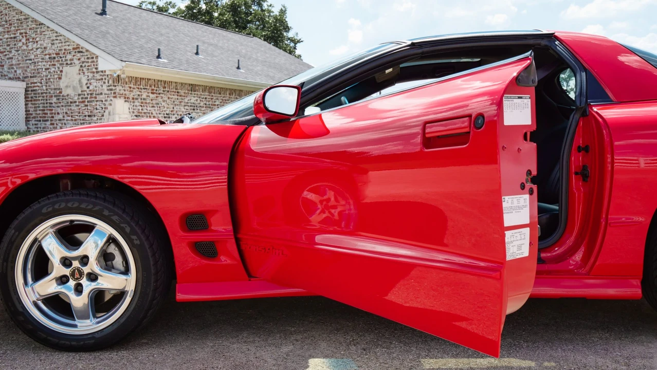 2002 Pontiac Firebird Trans Am 4th Gen - Image 27 of 31
