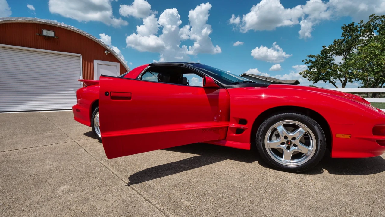 2002 Pontiac Firebird Trans Am 4th Gen - Image 26 of 31