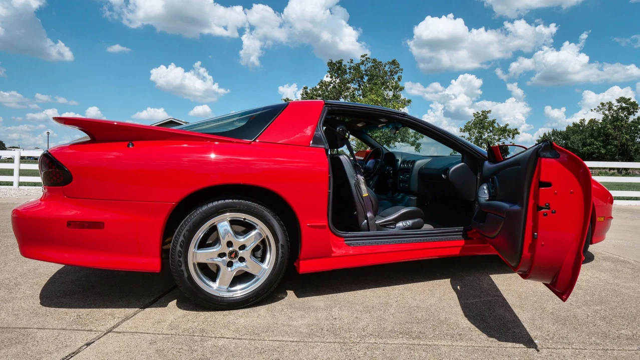 2002 Pontiac Firebird Trans Am 4th Gen - Image 31 of 31