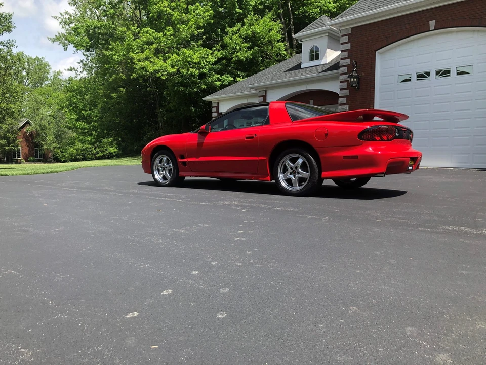 2002 Pontiac Firebird Trans Am 4th Gen - Image 11 of 31