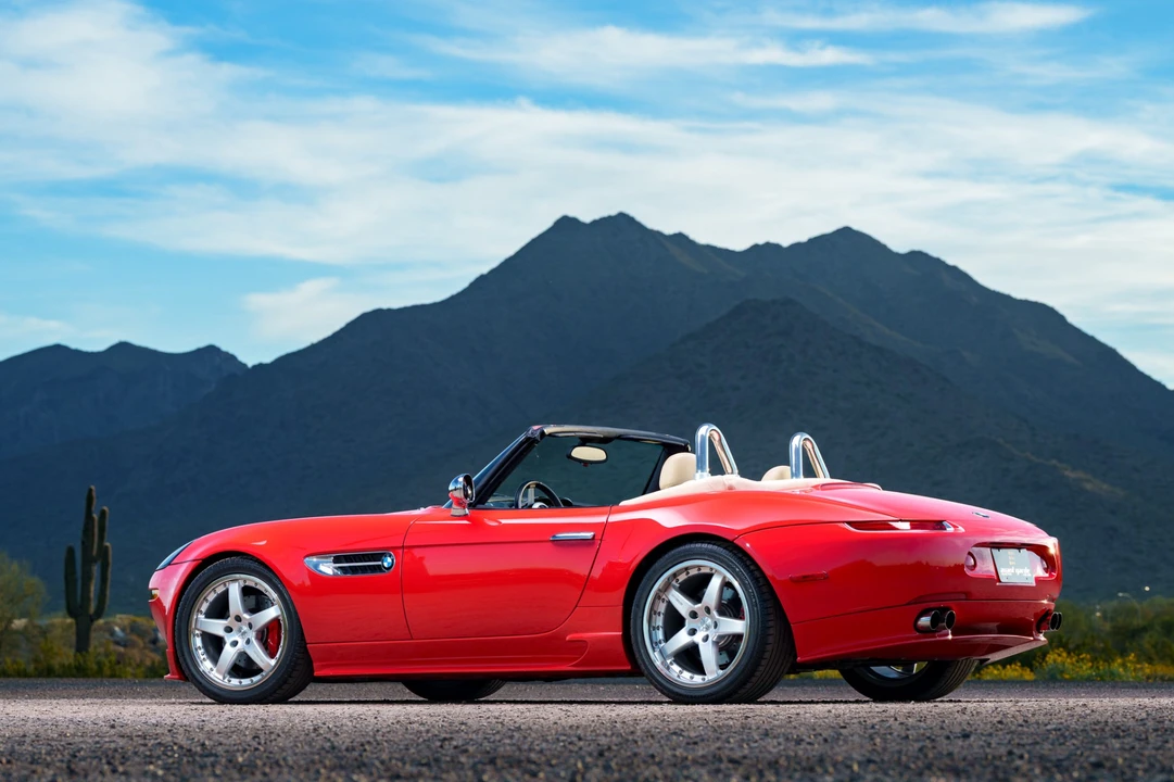 2003 BMW Z8 - Image 2 of 7