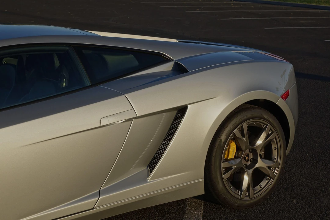 2004 Lamborghini Gallardo - Image 14 of 31
