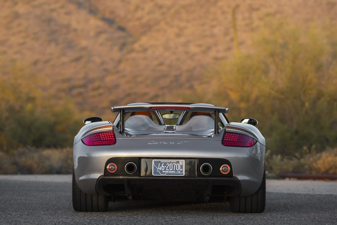 2004 Porsche Carrera GT - Image 15 of 31