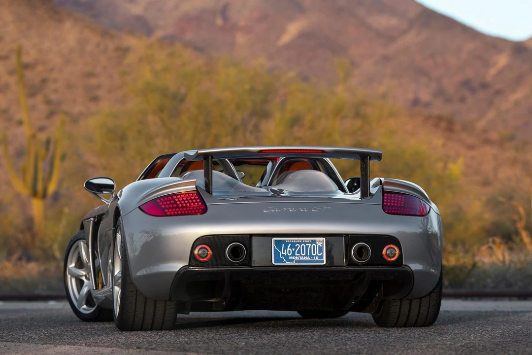 2004 Porsche Carrera GT - Image 16 of 31