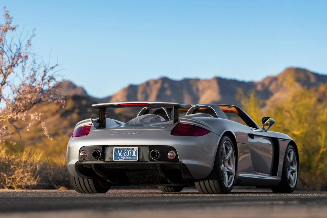 2004 Porsche Carrera GT - Image 14 of 31