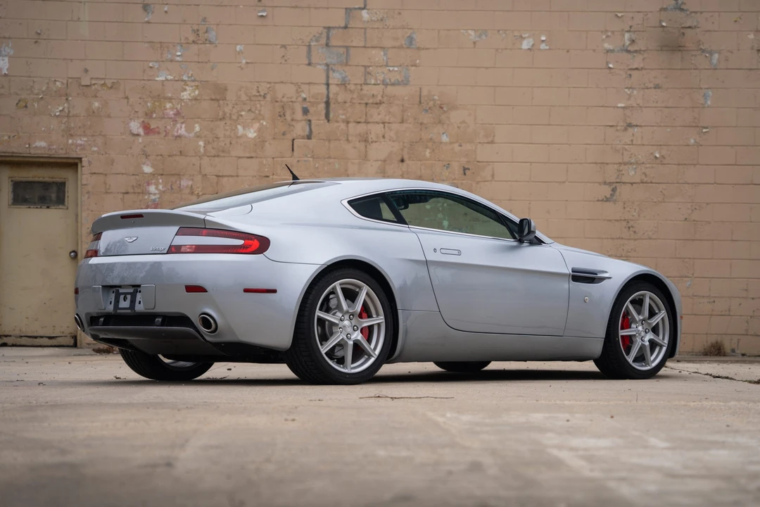 2007 Aston Martin V8 Vantage (2006-2017) - Image 12 of 31