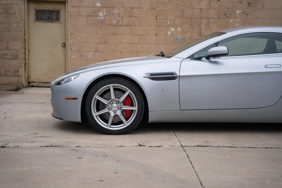2007 Aston Martin V8 Vantage (2006-2017) - Image 18 of 31