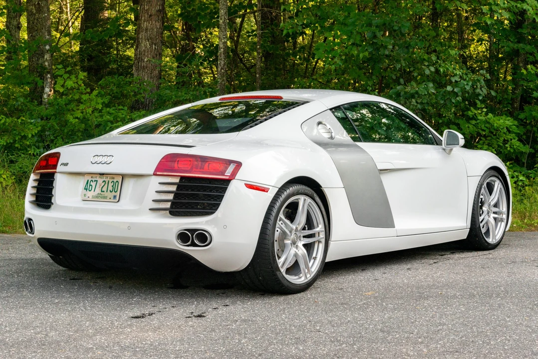 2009 Audi 42 R8 - Image 6 of 31