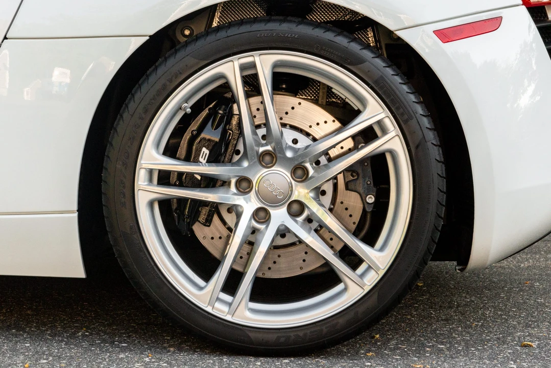 2009 Audi 42 R8 - Image 31 of 31