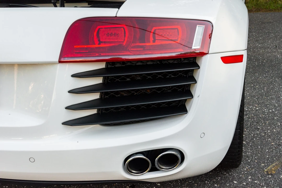 2009 Audi 42 R8 - Image 17 of 31