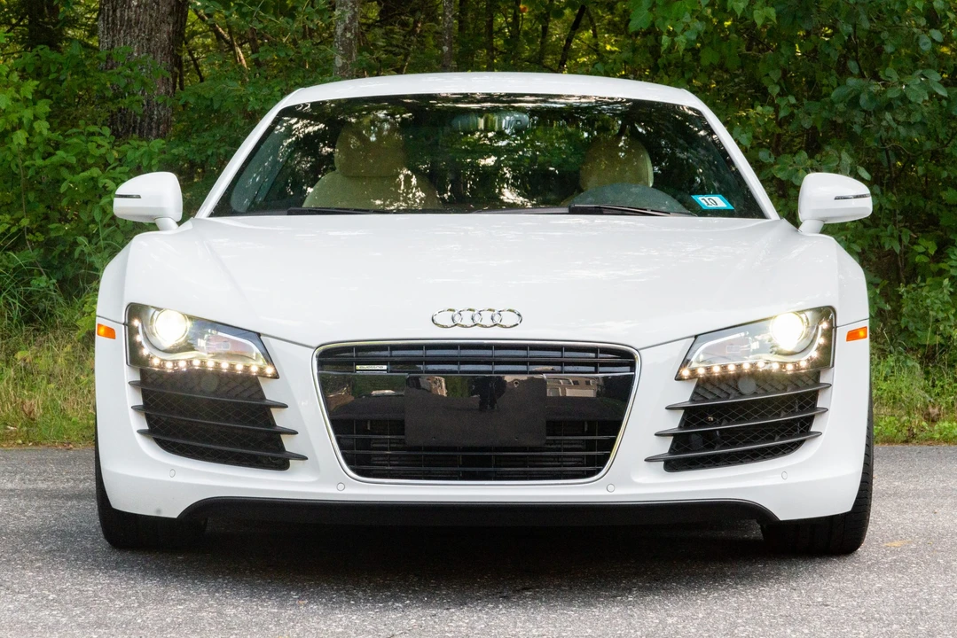 2009 Audi 42 R8 - Image 10 of 31