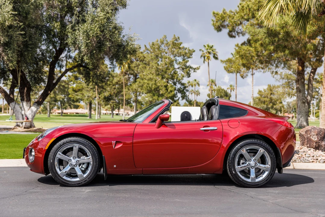 2009 Pontiac Solstice GXP - Image 18 of 31