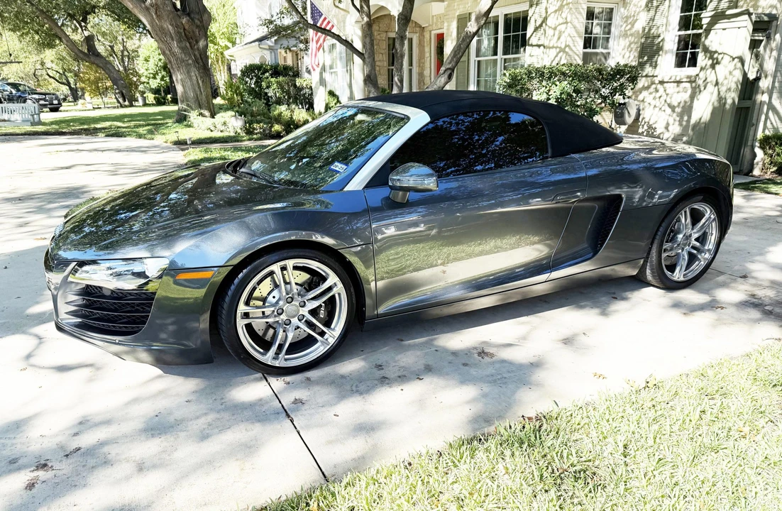 2012 Audi 42 R8 - Image 2 of 31